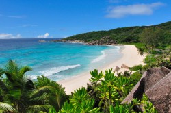 hotel-la-digue-island-lodge-seychelles-plage-grande-anse-slider-millemariages