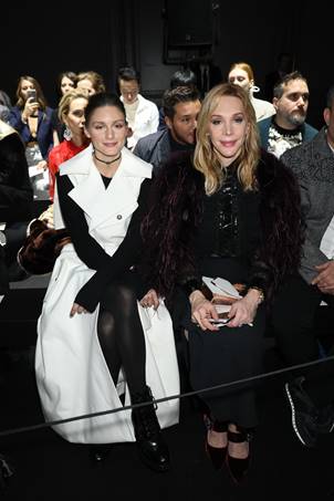 ralph-&-russo-defile-printemps-ete-2018-kylie-minogue-millemariages.com