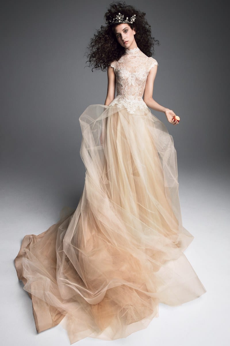 VERA-WANG-FALL-2019-BRIDAL-COLLECTION-12 - millemariages.com - Mille Mariages Magazine - Paris - France