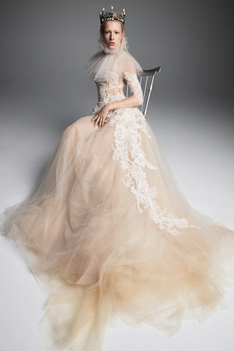VERA-WANG-FALL-2019-BRIDAL-COLLECTION-6 - millemariages.com - Mille Mariages Magazine