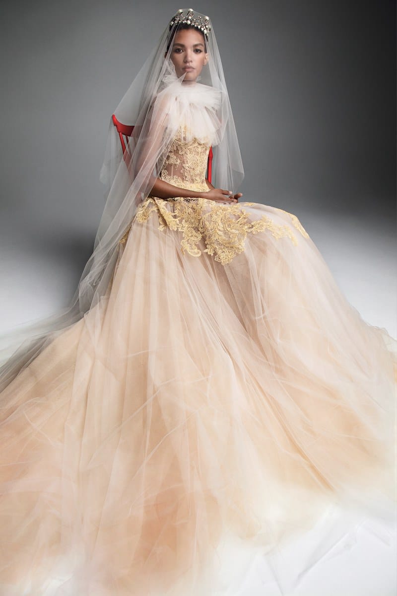 VERA-WANG-FALL-2019-BRIDAL-COLLECTION-8 millemariages.com - Mille Mariages Magazine - Paris