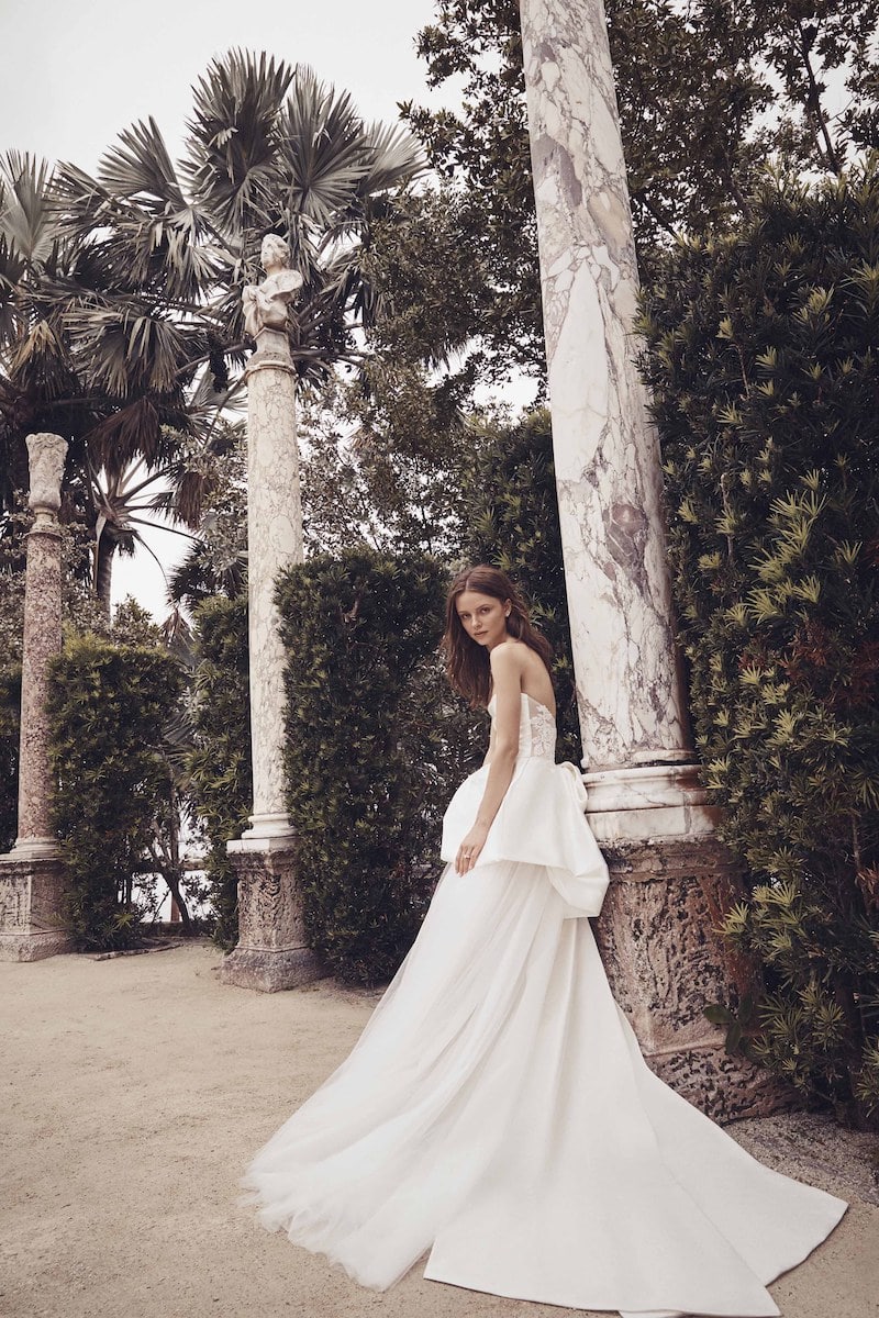 robe-de-mariee-monique-lhuillier-collection-mariage-bridal-printemps-2020-millemariages-4