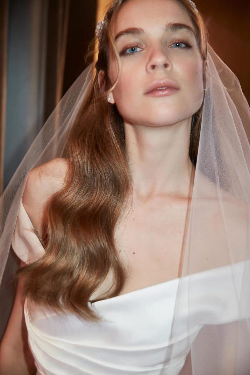 robe de mariée princesse Elie Saab pour le bal de Vienne collection mariage Mille Mariages robe n°11 portrait